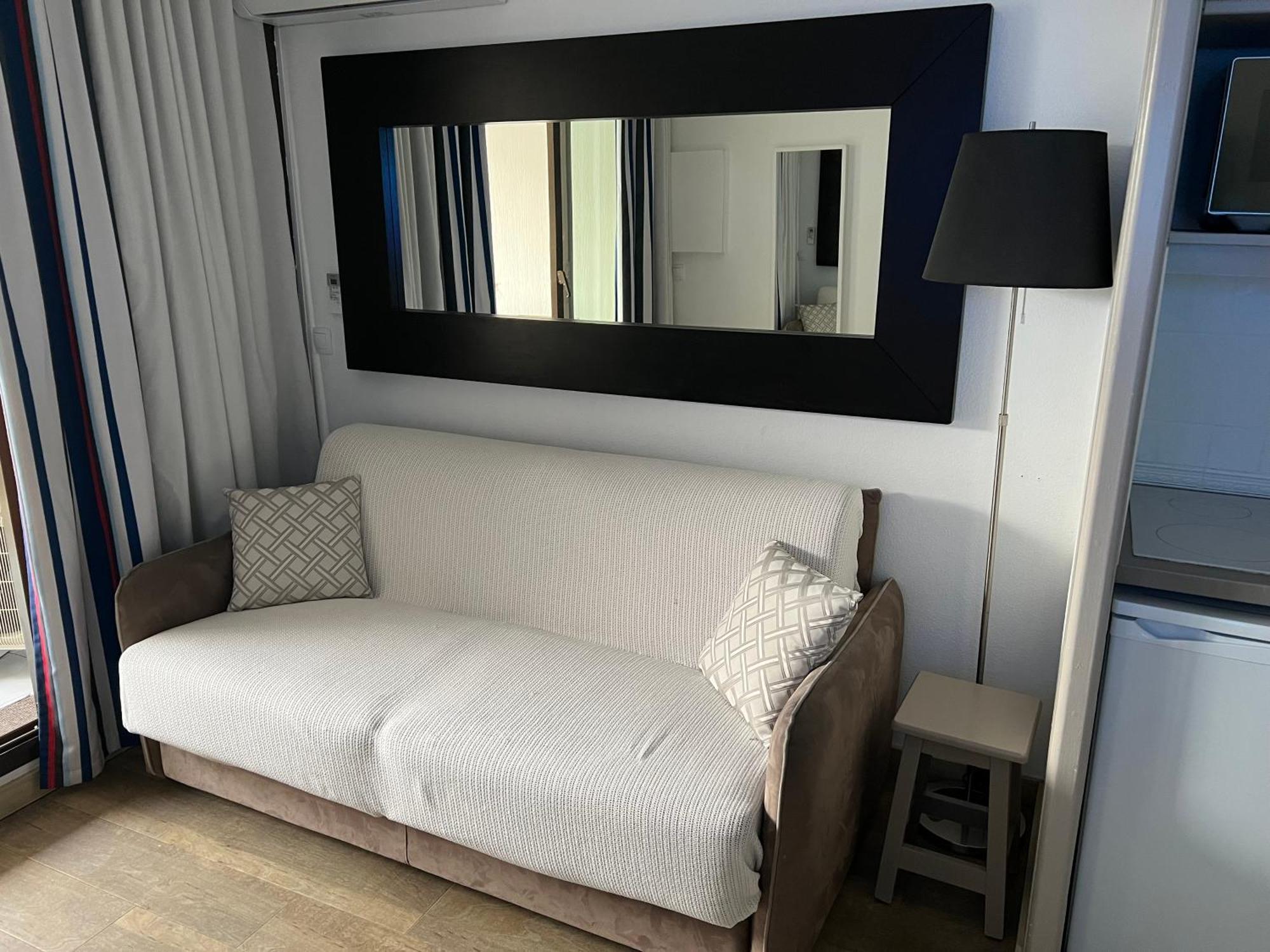 Appartement Bord De Mer Residence L'Ange Gardien ヴィルフランシュ・シュル・メール エクステリア 写真