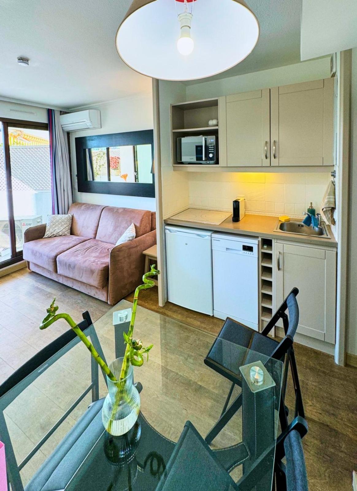 Appartement Bord De Mer Residence L'Ange Gardien ヴィルフランシュ・シュル・メール エクステリア 写真